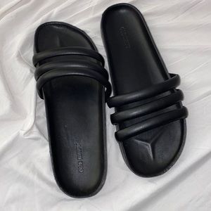 Womens Slides 8.5